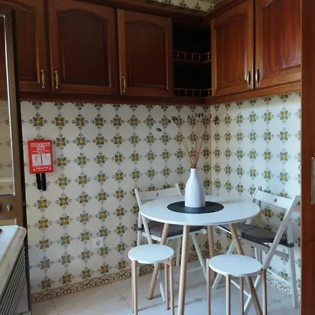 3 Bed Down Town * Olhão